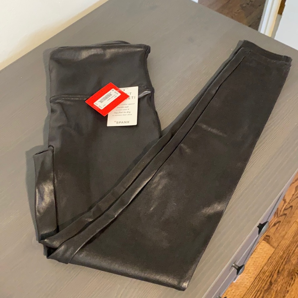 NWT Spanx faux leather legging